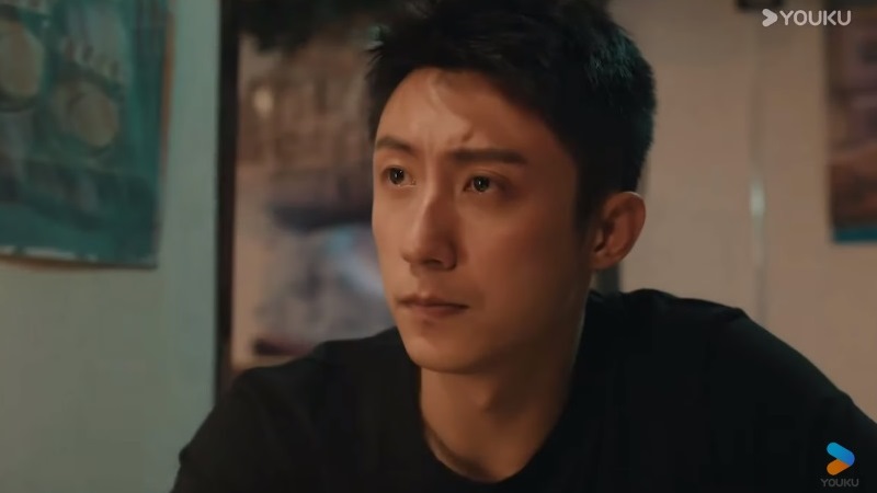 The First Shot 雪迷宫 Huang Jingyu Хуан Цзин Юй