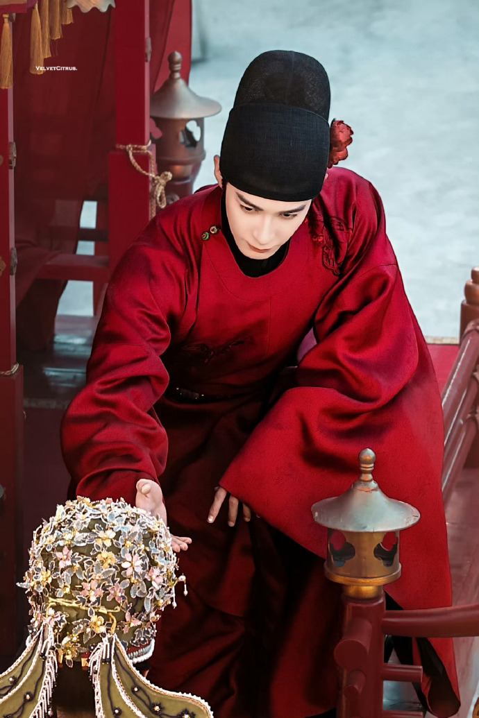 Чэнь Син Сюй на съемках дорамы «Золотая ветвь» Чэнь Син Сюй на съемках дорамы «Золотая ветвь»