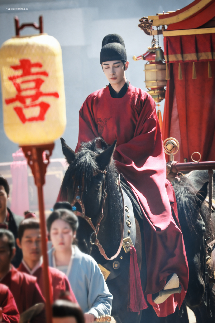 Чэнь Син Сюй на съемках дорамы «Золотая ветвь» Чэнь Син Сюй на съемках дорамы «Золотая ветвь»