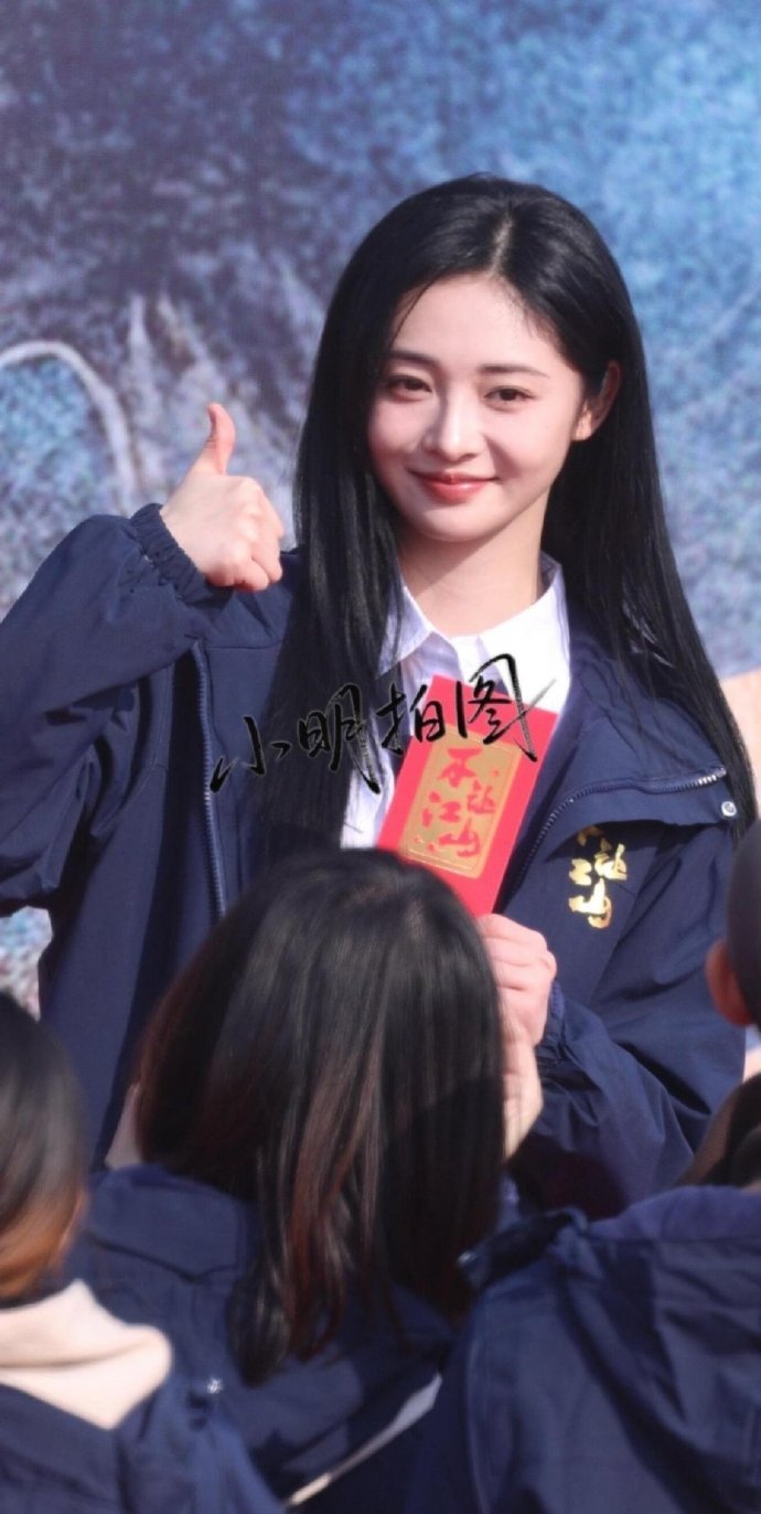 Ян Ян и Чжоу Цзе Цюн сыграют в дораме-уся «Не уступлю я Царства» Ян Ян и Чжоу Цзе Цюн сыграют в дораме-уся «Не уступлю я Царства»