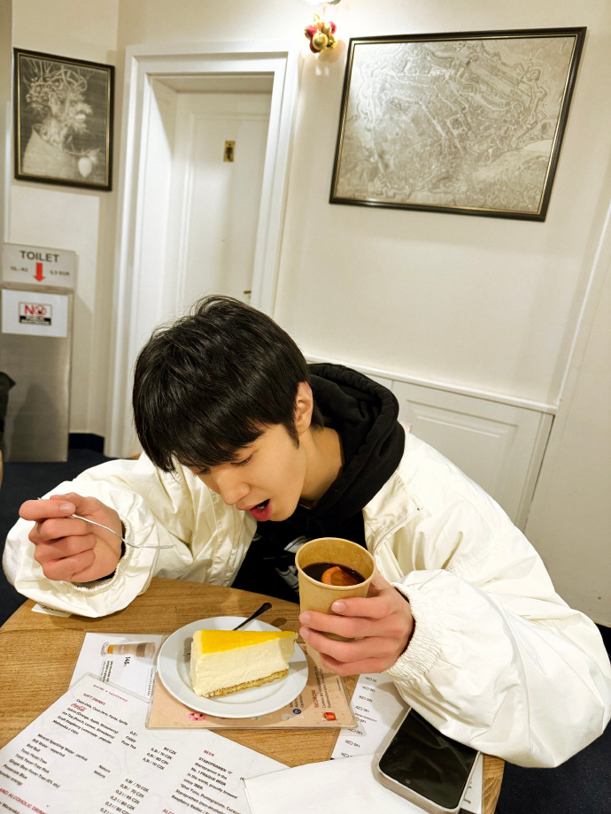 Чэнь Чжэ Юань, Chen Zhe Yuan, 陈哲远, Прага, Praha, Prague