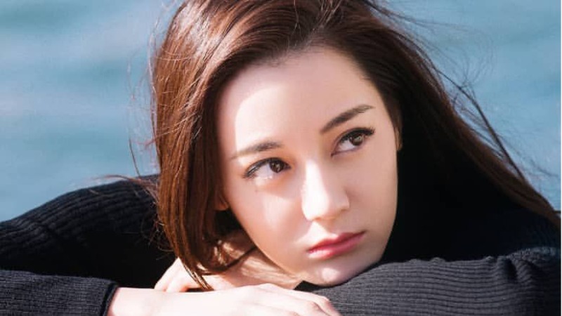 Дильраба застряла на неопределенное время в Эмиратах при пересадке в Д