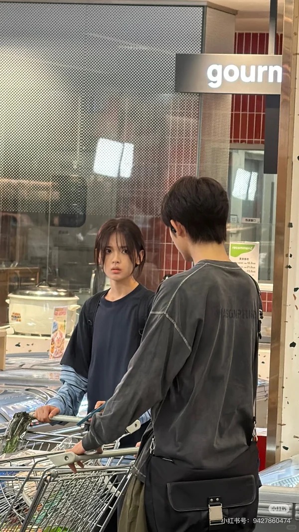 Ян Чао Юэ, Yang Chao Yue, 杨超越, 村花, ВинВин, WinWin, 윈윈, Дун Сы Чэн, Don