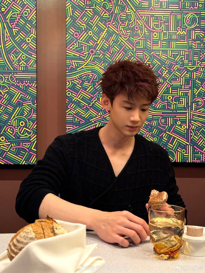 Бай Цзин Тин и Сун И: