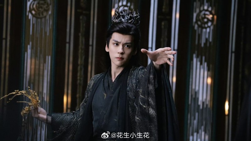 Начались съемки дорамы «Императрица Феникс» с У Цзинь Янь и Вэй Чжэ Ми