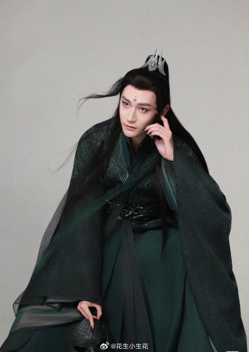 Начались съемки дорамы «Императрица Феникс» с У Цзинь Янь и Вэй Чжэ Ми