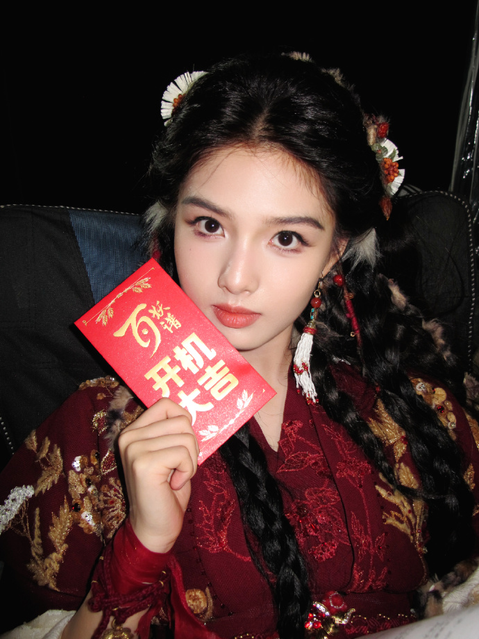 Aimee and Deng Wei Begin Filming for Drama «Hundred Demon Spectrum» Aimee and Deng Wei Begin Filming for Drama «Hundred Demon Spectrum»