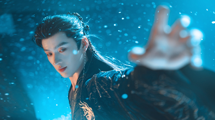 Qin Tianyu Releases First Solo Single Qin Tianyu Releases First Solo Single