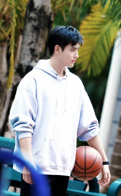 Arthur Chen Feiyu and Zhang Zifeng Start Filming for Drama «Clear Rive