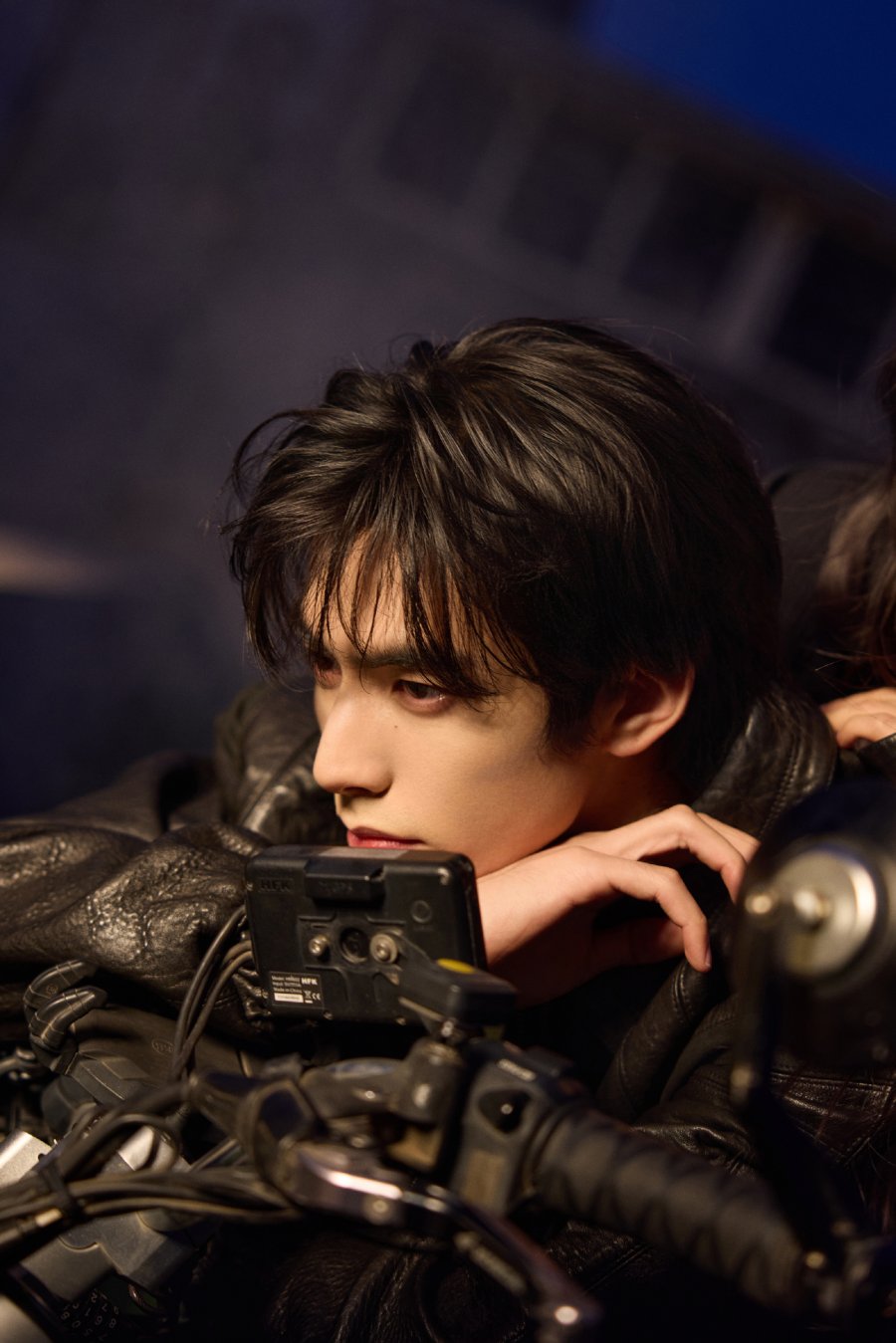 Romance Meets Noir in «Love for You» Starring Song Wei Long and Zhang