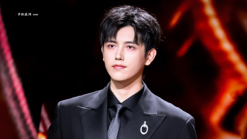 Arthur Chen Fei Yu Hosts 28th Shanghai International Film Festival Opening Ceremony