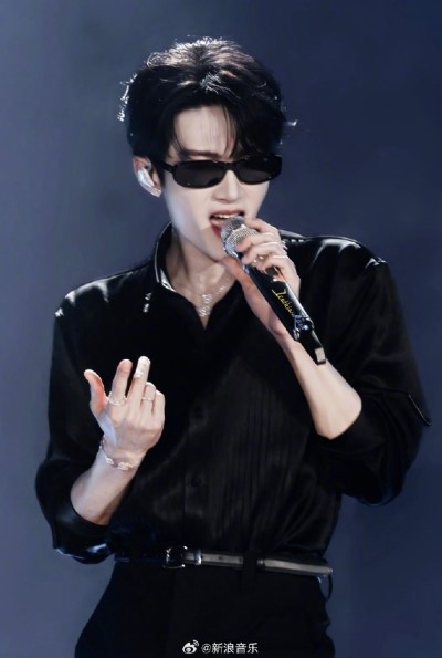 Tan Jianci announces third solo album «TANGENT» and drops teaser Tan Jianci announces third solo album «TANGENT» and drops teaser