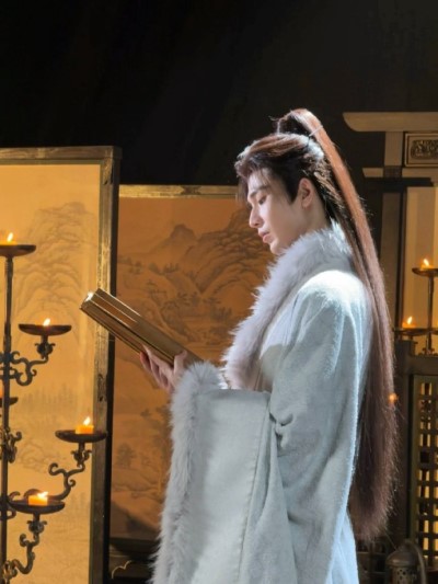 Zhang Linghe and Lu Yuxiao Start Filming for Drama «Revenge» Zhang Linghe and Lu Yuxiao Start Filming for Drama «Revenge»